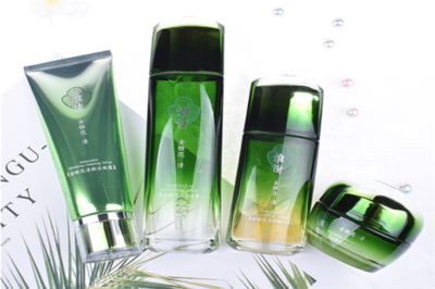 飲食輔助與肌膚健康 揭秘淮樹化妝品如何協(xié)同內(nèi)調(diào)外養(yǎng)